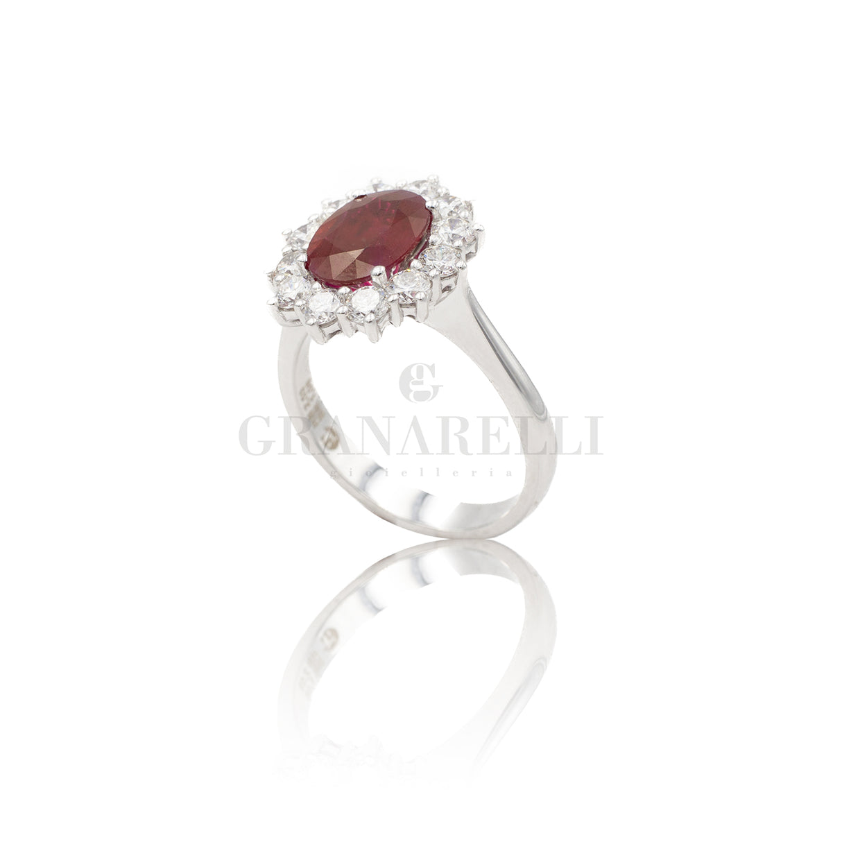 White gold ring with ruby 2.05kt and diamonds