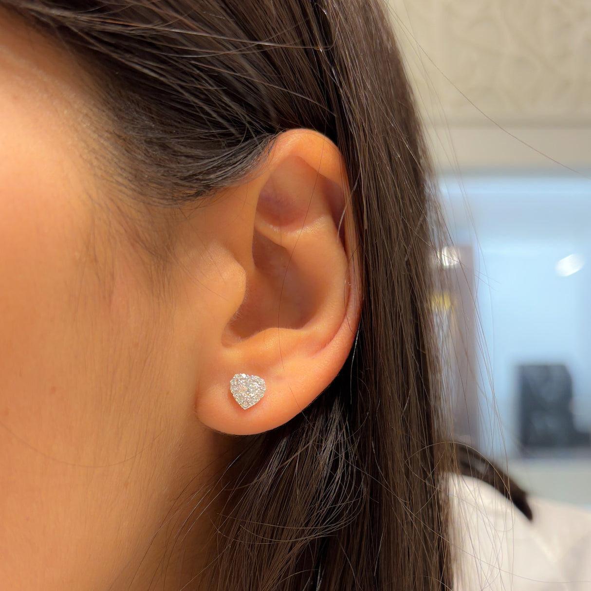 Orecchini punto luce Halo Heart 0,636