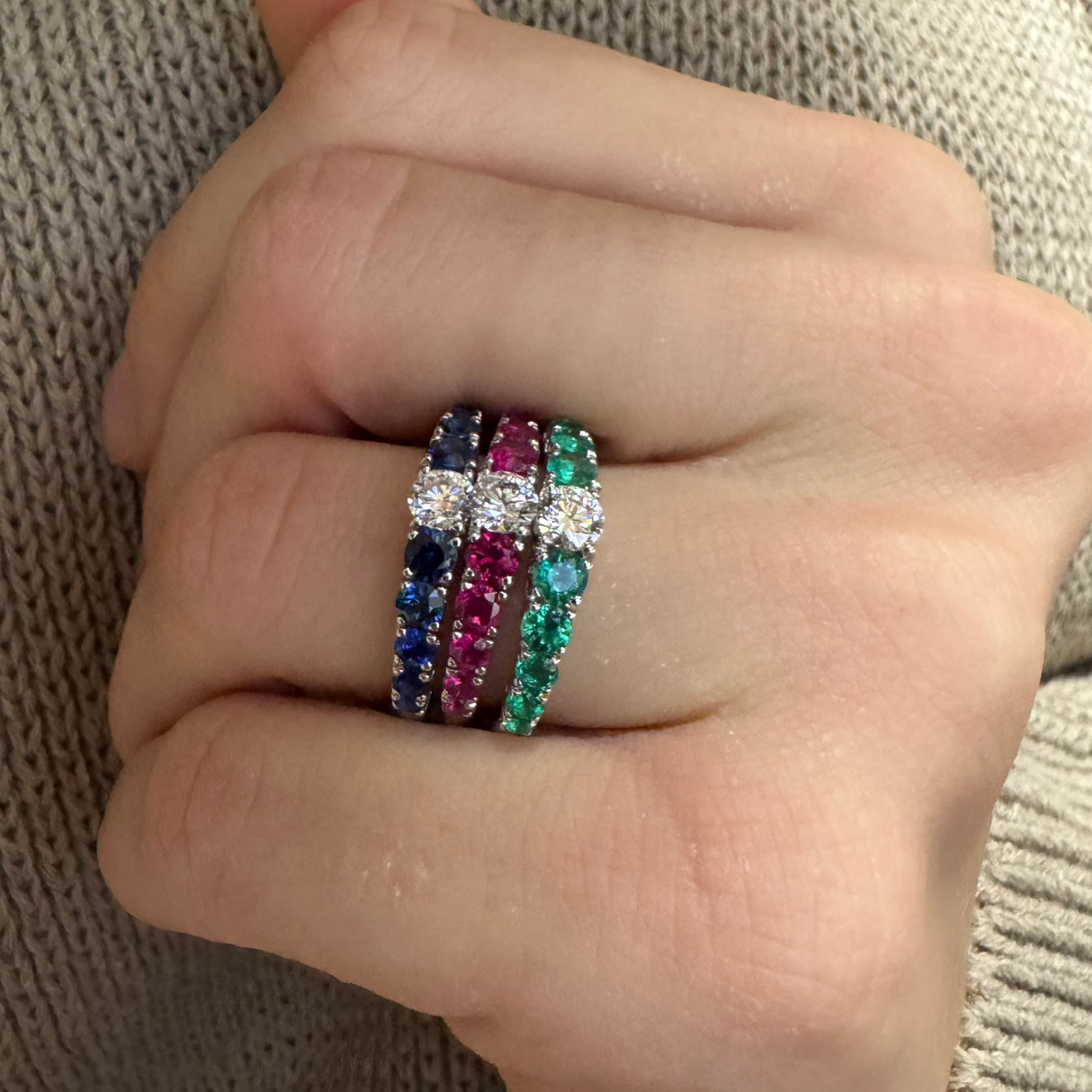 Fedina Scalata Rubini e Diamante in Oro Bianco