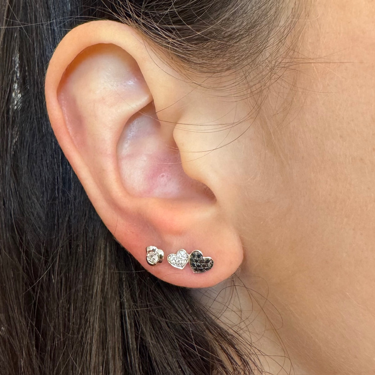 Boccole Fiore con Diamanti in Oro Bianco