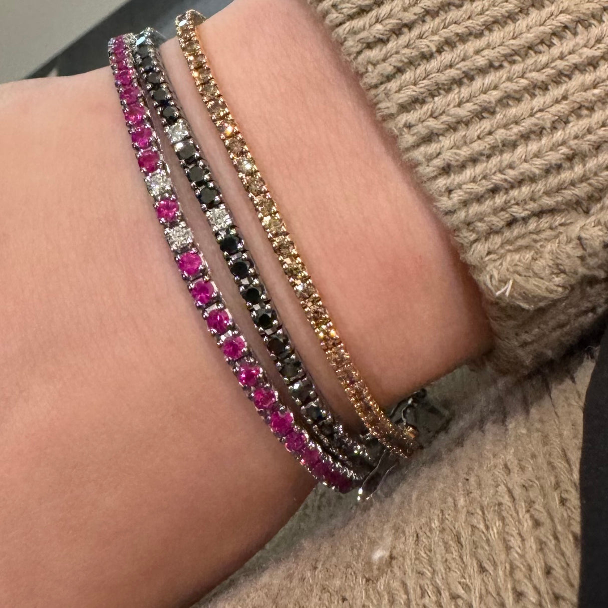 Bracciale Tennis Oro Bianco con Rubini 4,15ct e Diamanti-Bracciali-CRIVELLI-Gioielleria Granarelli