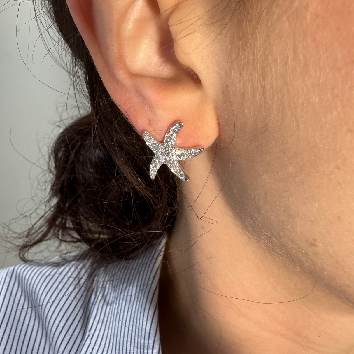 Orecchini Stella Marina in Oro Bianco e Diamanti