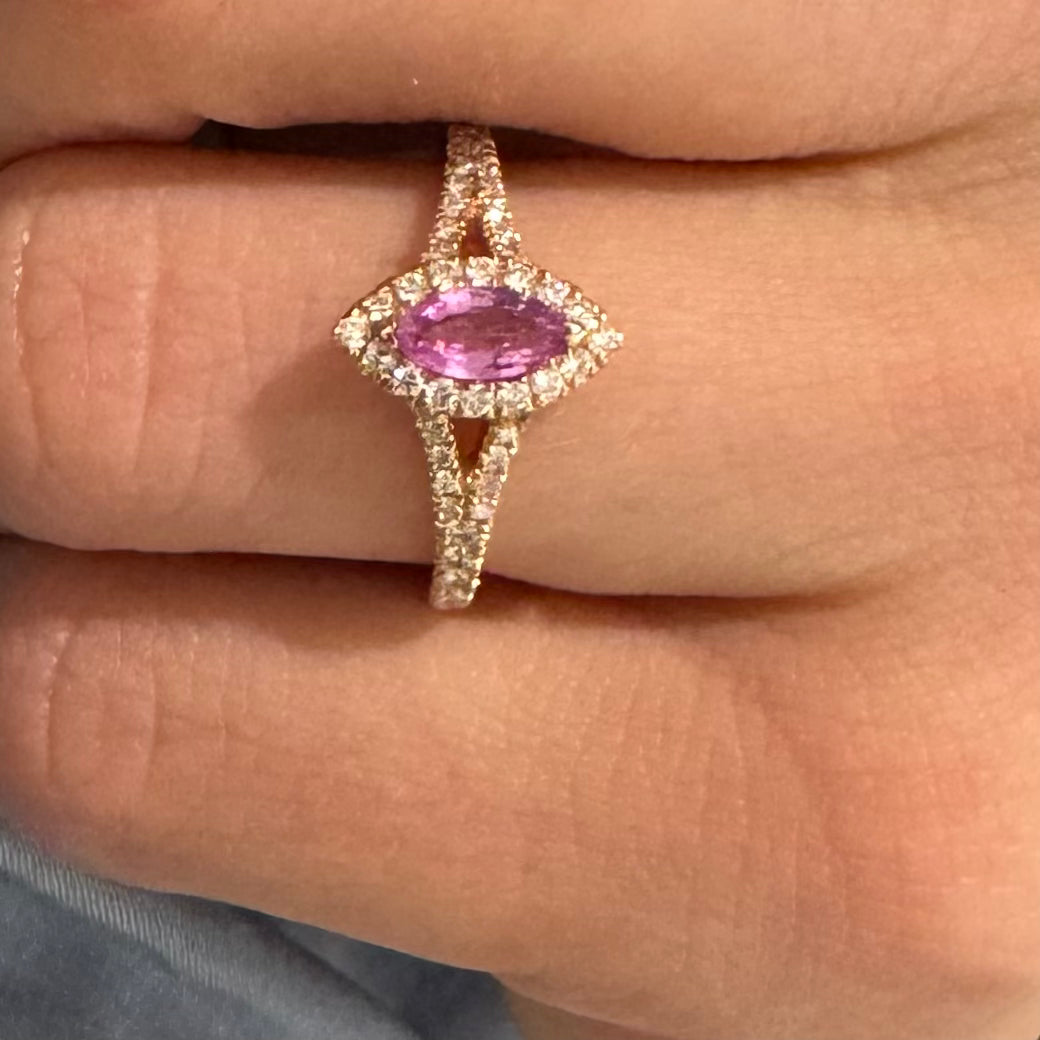 Anello Diamanti Navette in Oro Rosa e Zaffiri Rosa