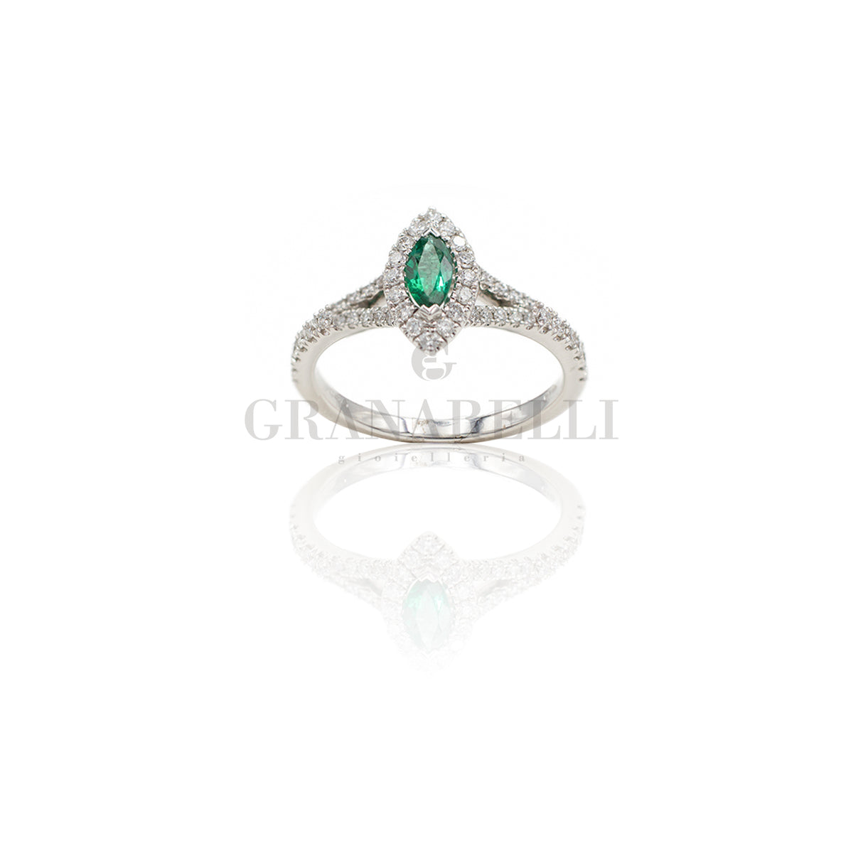 Anello Diamanti Navette in Oro Bianco e Smeraldi