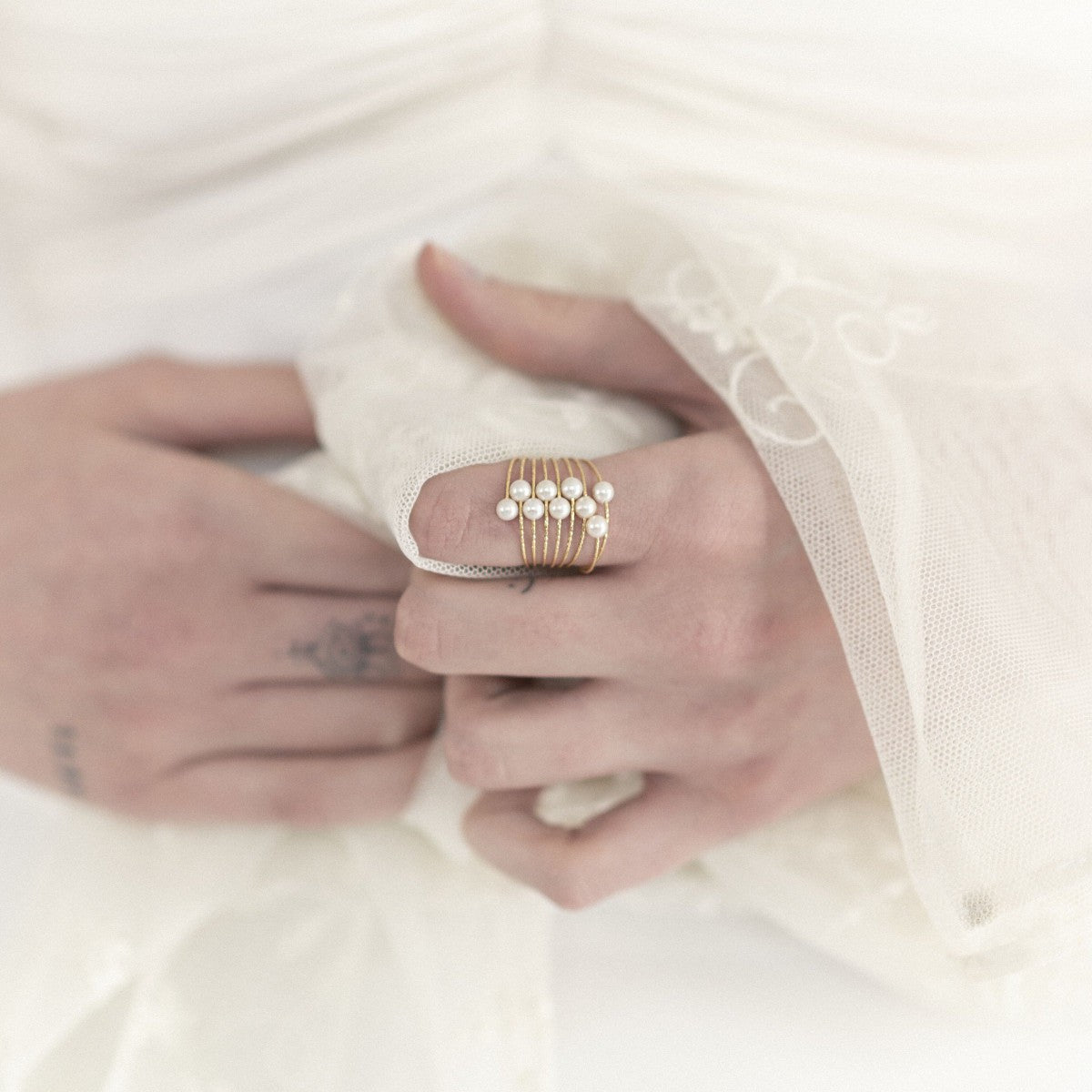 Anello Magico Oro Giallo e Perle-Anelli-MAGICWIRE-Gioielleria Granarelli