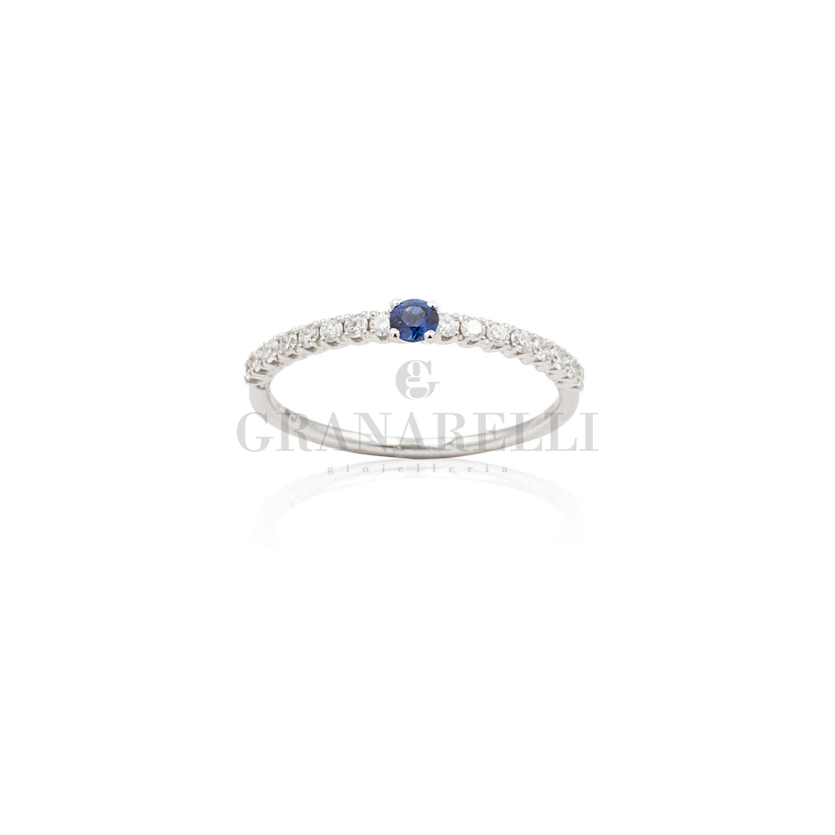 Sapphire ring and white gold dare