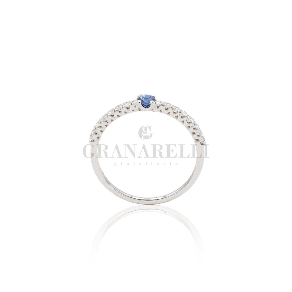 Sapphire ring and white gold dare