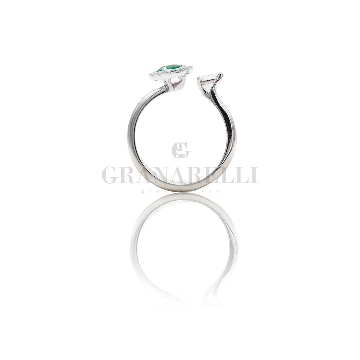 Anello Aperto con Goccia Zaffiro e Diamanti in Oro Bianco