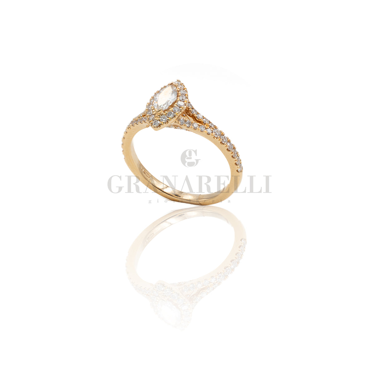 Rose gold and diamond gold shuttle ring ring