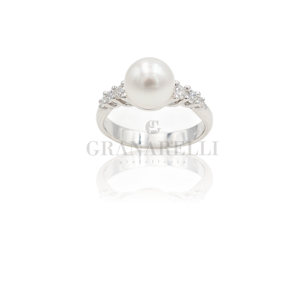 Anello con Perla e Brillanti