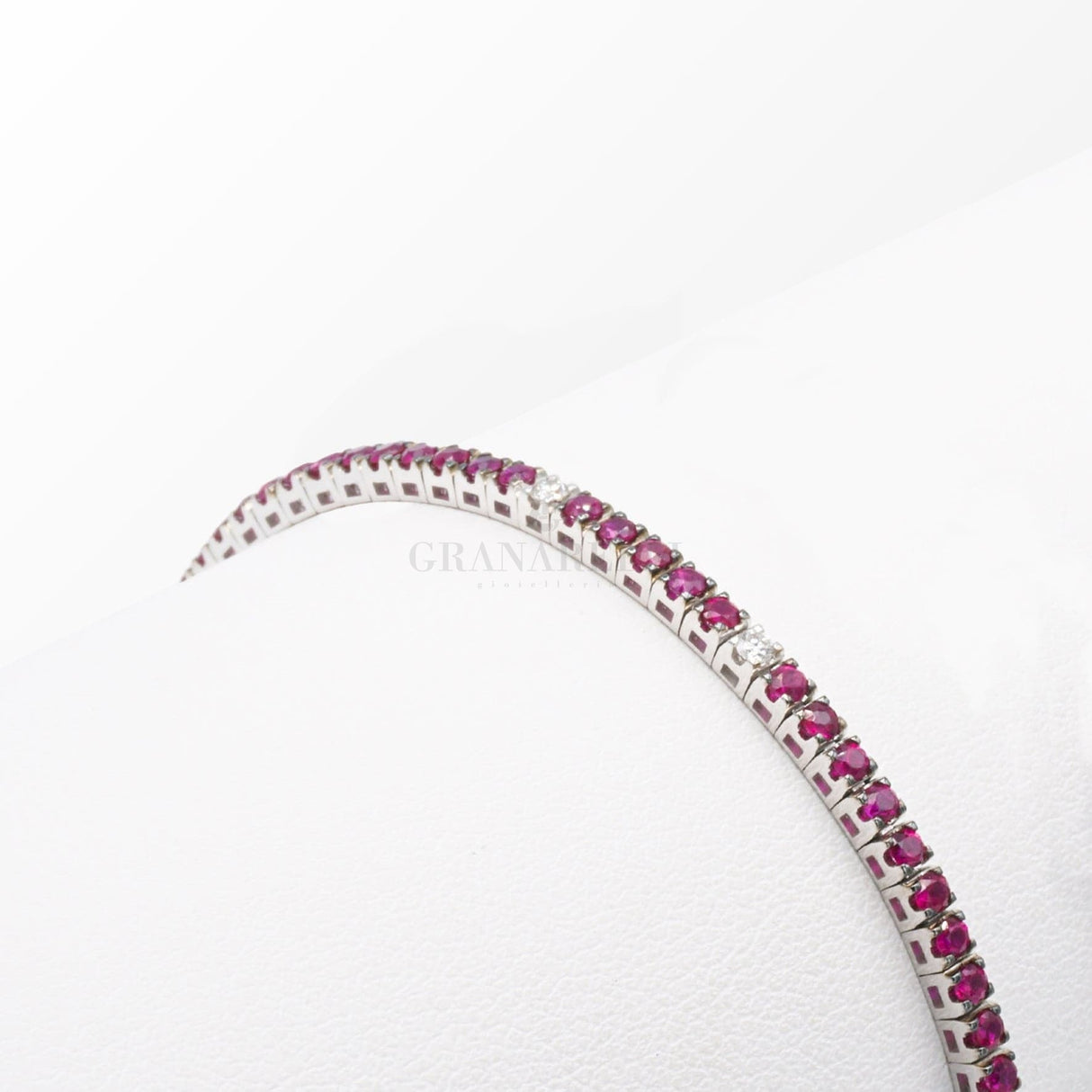 Bracciale Tennis Oro Bianco con Rubini 4,15ct e Diamanti-Bracciali-CRIVELLI-Gioielleria Granarelli