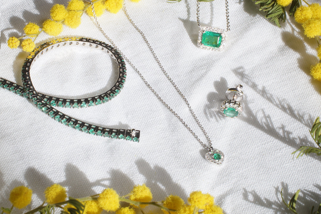 Scopri le nostre creazioni di gioielli con Smeraldi