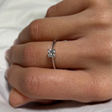 Diamond flower ring