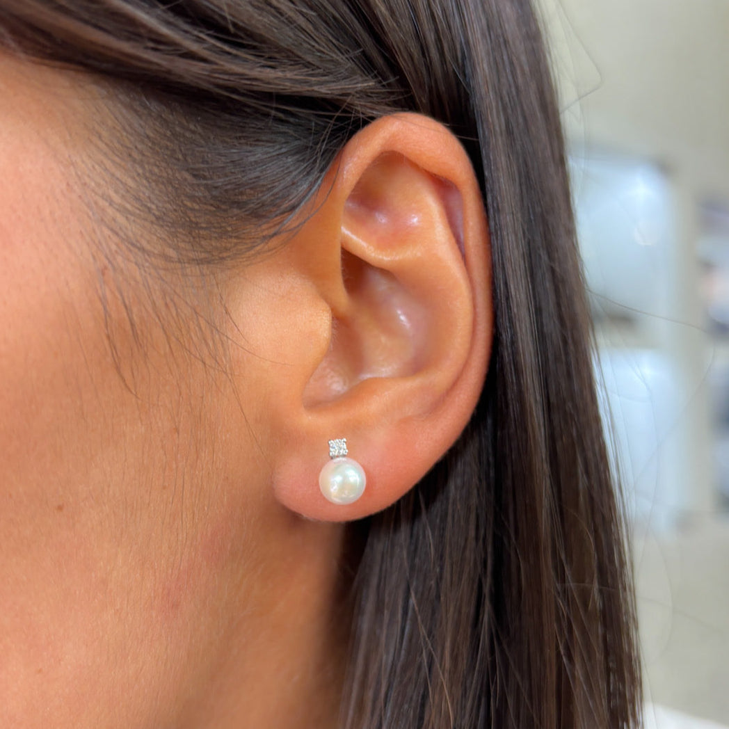 Orecchini Perla con diamante Ø  6,5-7 mm AKOYA