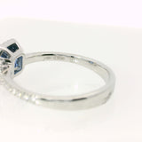 Anello in Oro Bianco con Zaffiro 0.99kt e Diamanti