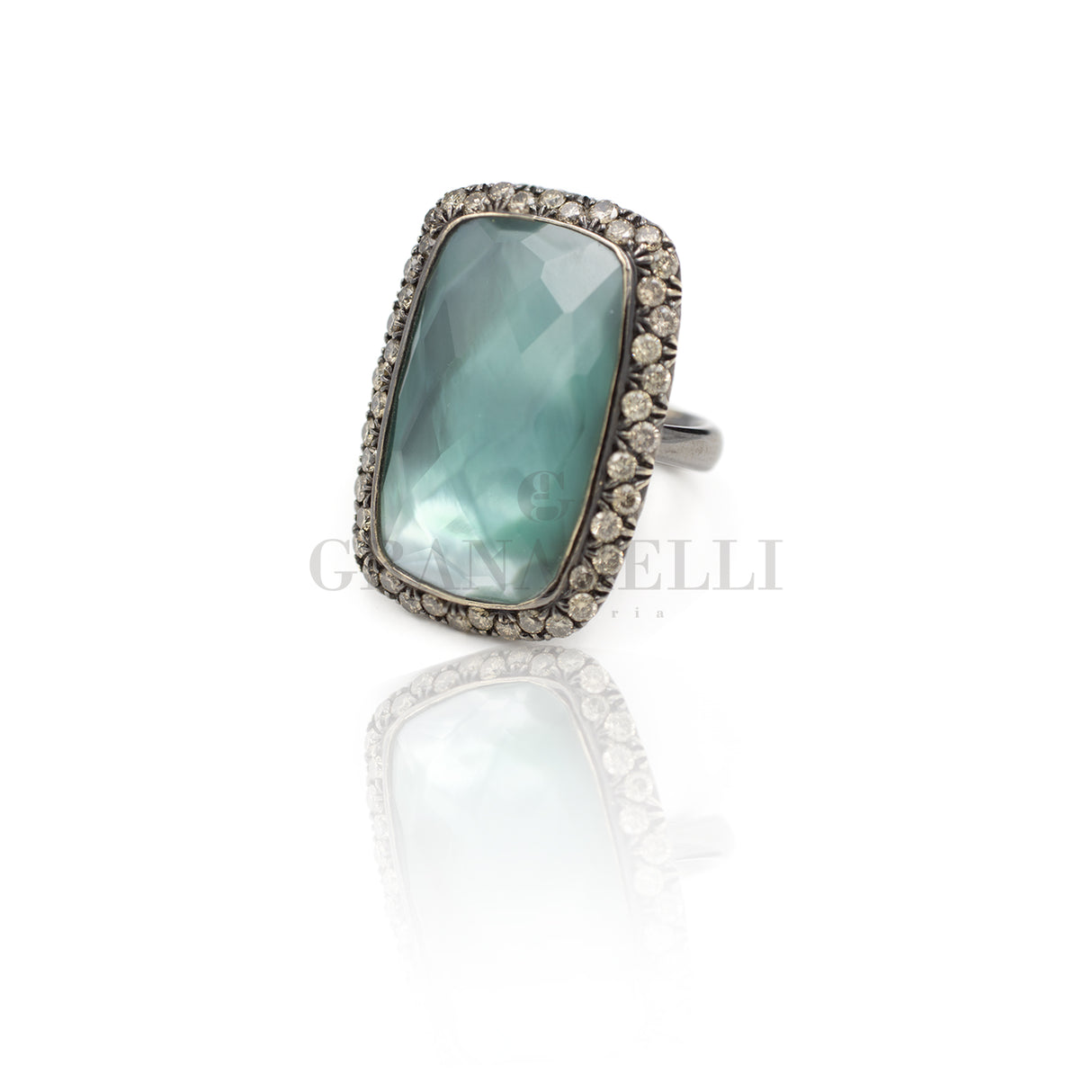 Anello Acquamarina con Diamanti brown in Oro Bianco brunito