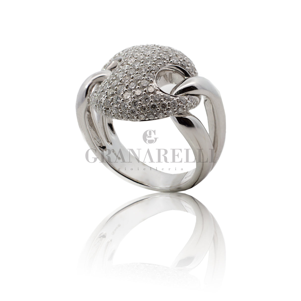 Anillo de corazón de zafiro y diamante