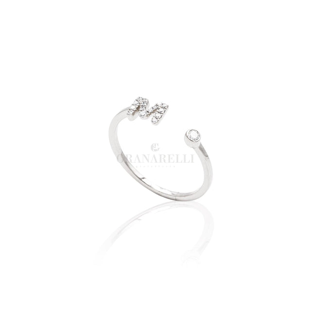 Anello Iniziale Lettera M con Diamanti Oro Bianco-Anelli-CRIVELLI- [SKU] -Gioielleria Granarelli