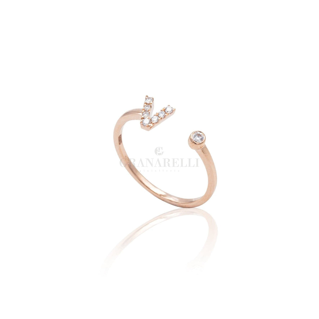 Anello Iniziale Lettera V con Diamanti Oro Rosa-Anelli-CRIVELLI- [SKU] -Gioielleria Granarelli