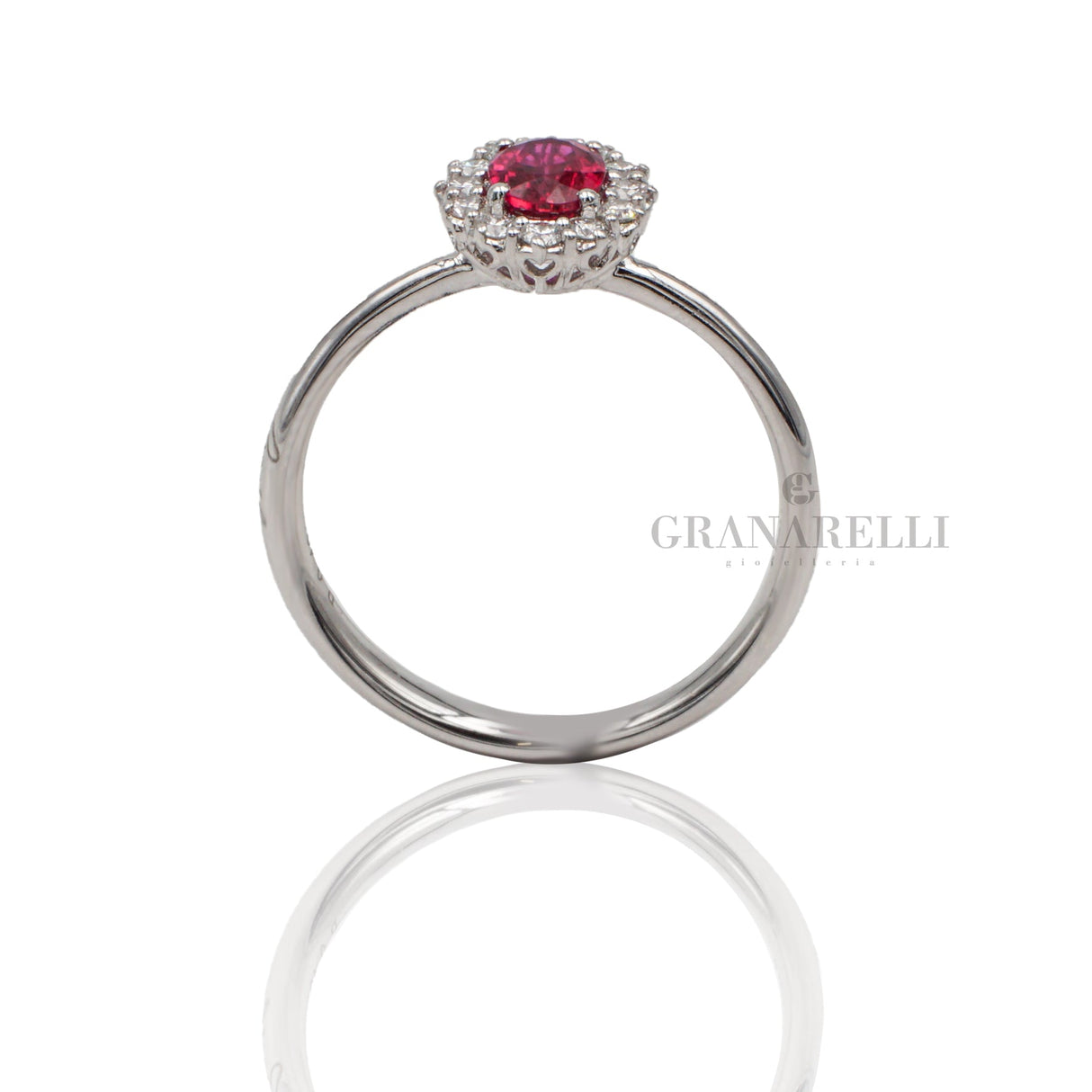 Anello Rubino taglio ovale 0.43kt e Diamanti-Anelli-RECARLO-Gioielleria Granarelli