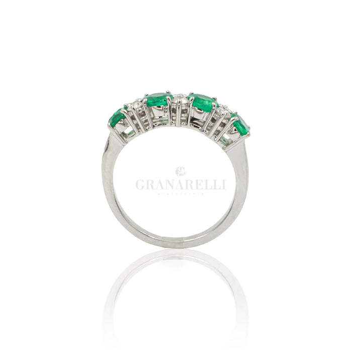 Anello Smeraldi Ovali e Diamanti-Anelli-CRIVELLI-Gioielleria Granarelli