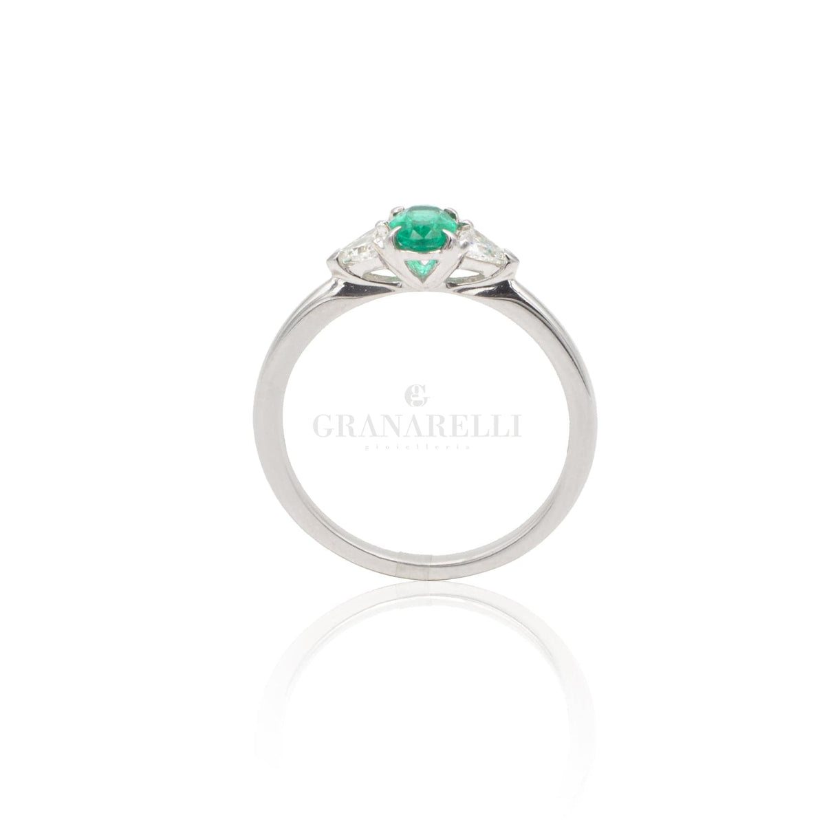 Anello Smeraldo Ovale e Diamanti-Anelli-CRIVELLI- [SKU] -Gioielleria Granarelli