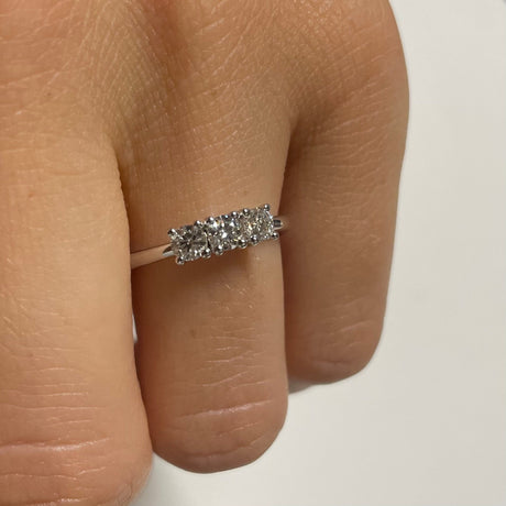 Anello Trilogy 0.48kt In Oro Bianco-Anelli-GRANARELLI-Gioielleria Granarelli
