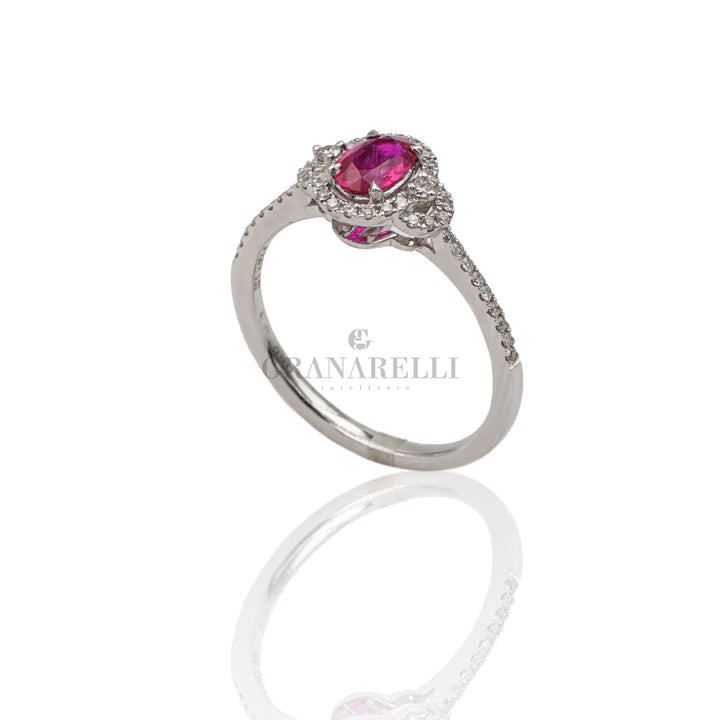 Anello con Rubino 0.53kt taglio Ovale e Diamanti-Anelli-CRIVELLI-Gioielleria Granarelli
