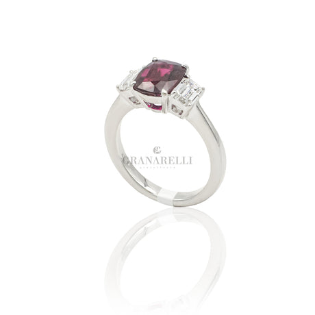 Anello con Rubino 2.02kt e Diamanti-Anelli-CRIVELLI-Gioielleria Granarelli