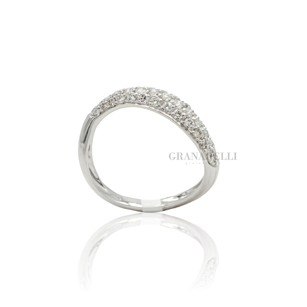 Anello fedina onda pavé di Diamanti in Oro Bianco-Anelli-GRANARELLI-Gioielleria Granarelli