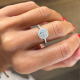 Anello Halo Oro bianco e Diamanti 0.71 GIA