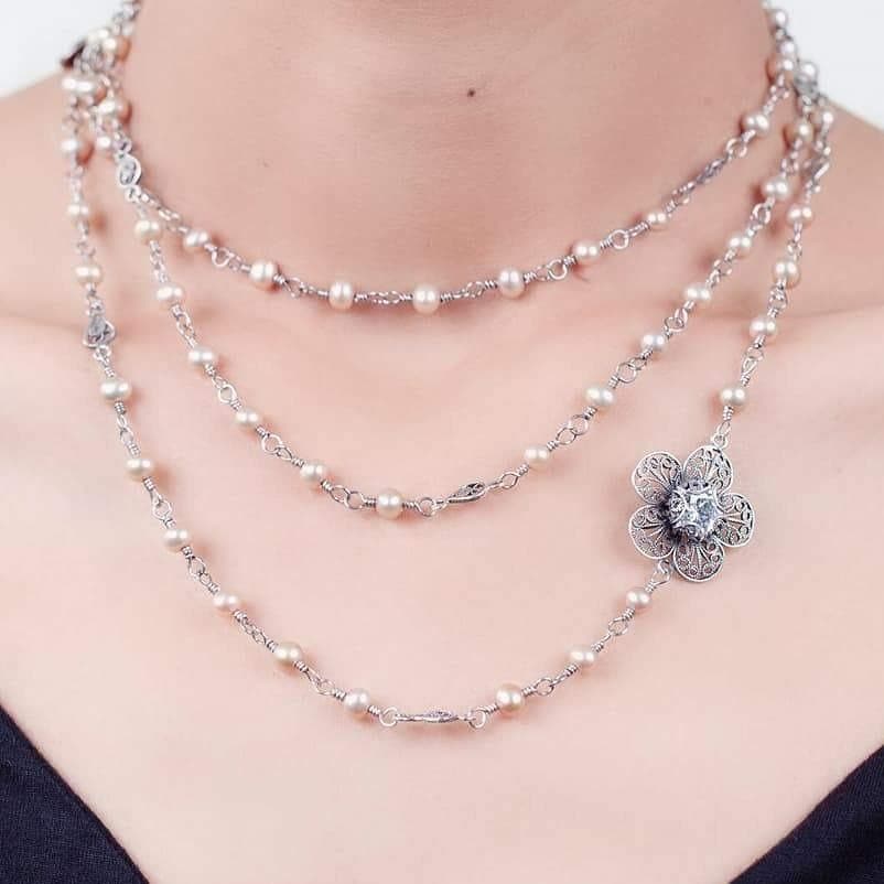 Collana Lunga Perle e Fiore con Zircone-Girocolli-YVONE CHRISTA- [SKU] -Gioielleria Granarelli