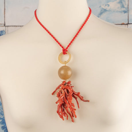 Collana in corno e corallo su corda-AMLÈ-a2564-Gioielleria Granarelli