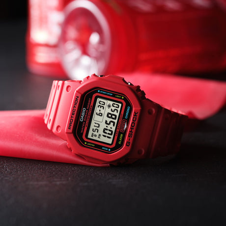 G-Shock Origin DW-5600 Rosso-Orologi-CASIO-Gioielleria Granarelli