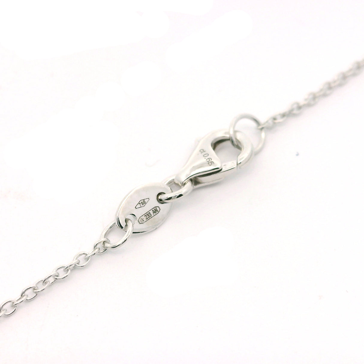 Diamond flower crew 0.49kt in white gold