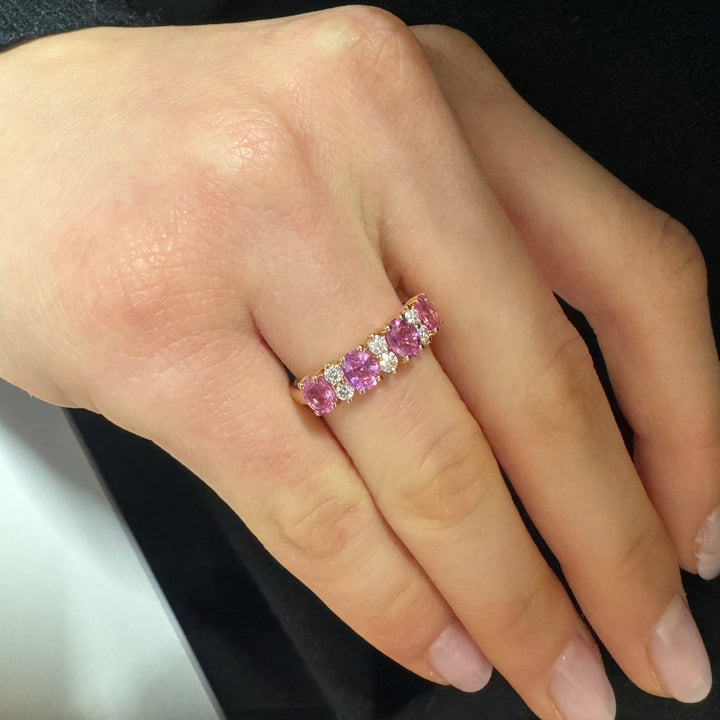 Anello Fedina con 4 Zaffiri Rosa e Diamanti in Oro Rosa-Anelli-CRIVELLI-Gioielleria Granarelli