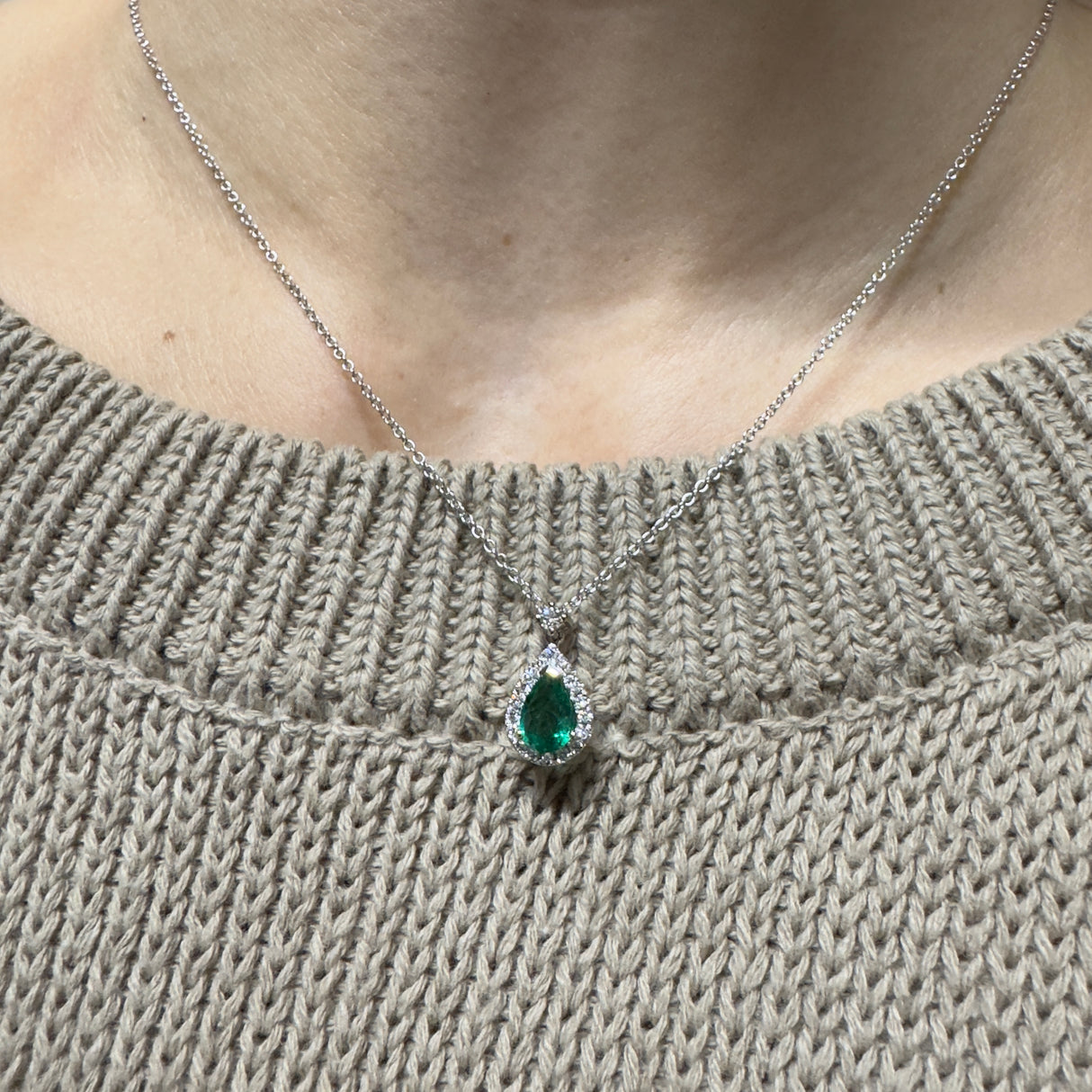 Emerald Cut "Drop"