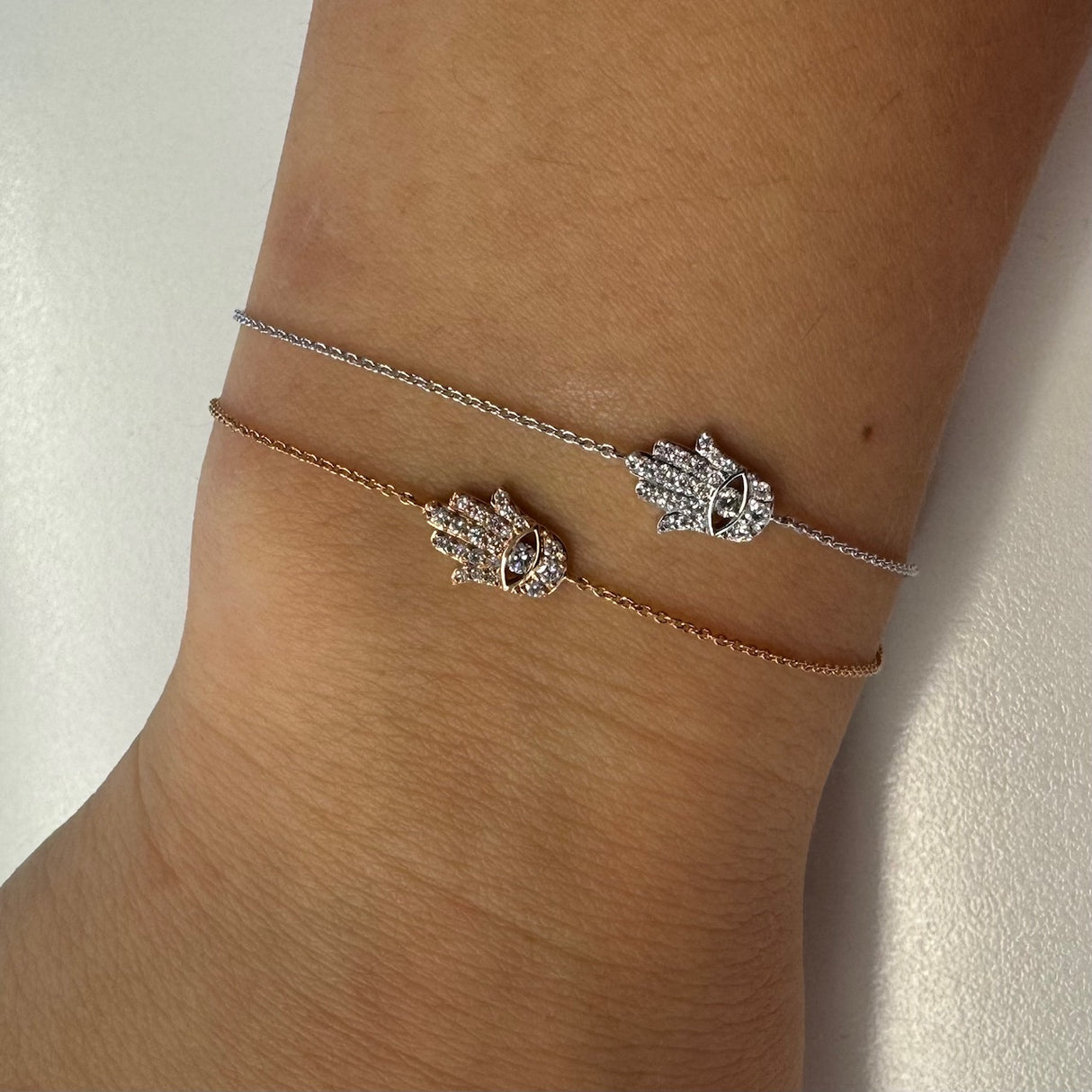 Bracciale Mano di Fatima in Oro Bianco