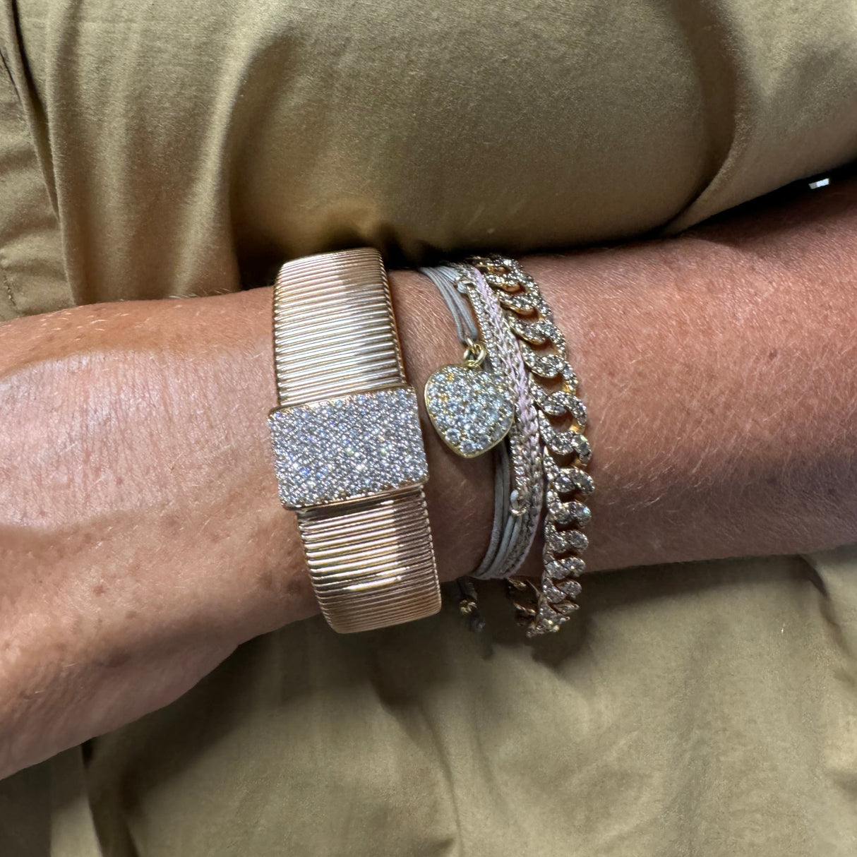 Bracciale tubogas con Diamanti In Oro rosa-Bracciali-CRIVELLI-Gioielleria Granarelli