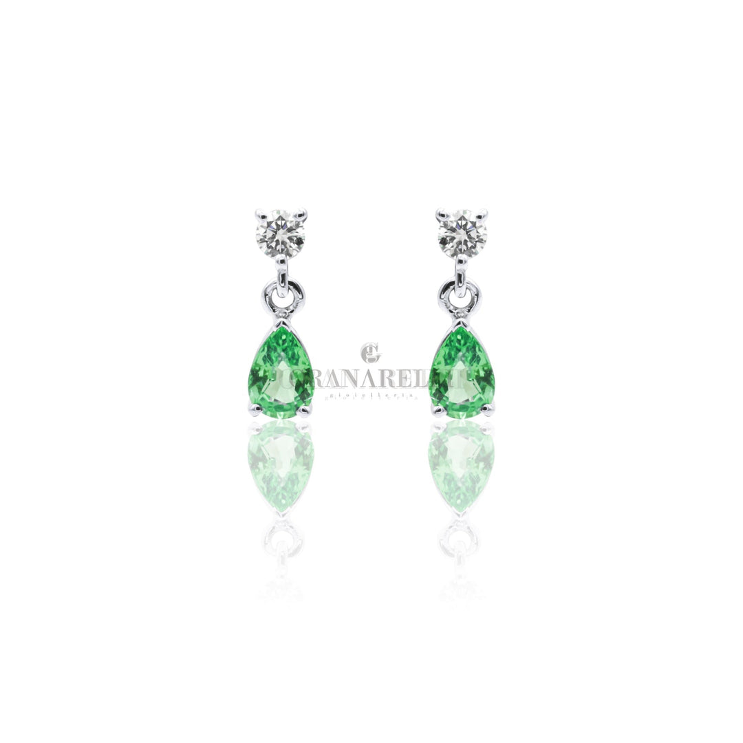 Orecchini Smeraldo e Diamanti pendenti in Oro Bianco-Orecchini-CRIVELLI-Gioielleria Granarelli