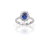 Anello in Oro Bianco con Zaffiro 0.94kt e Diamanti
