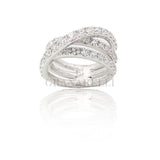 White gold ring ring with diamonds