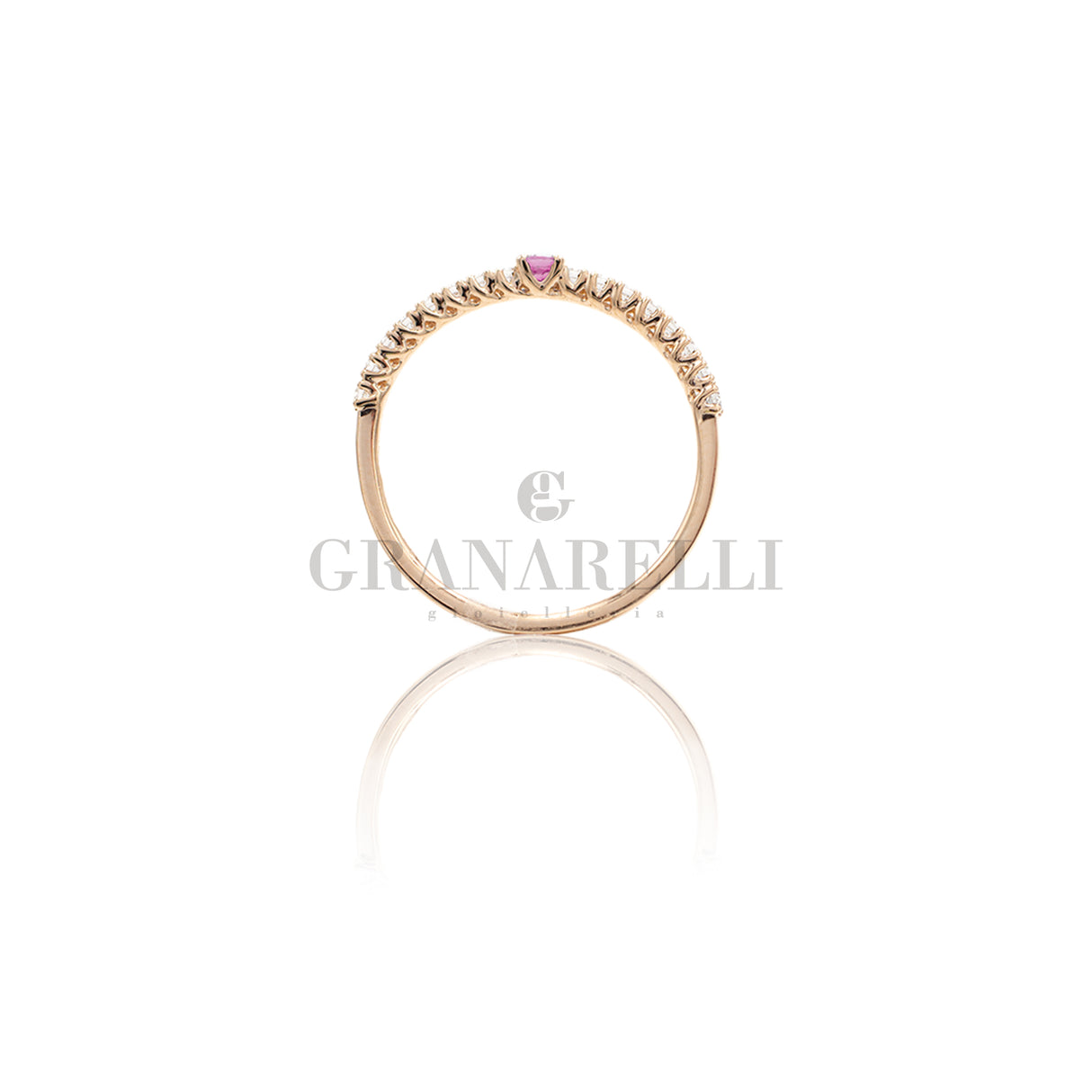 Anello con Rubino centrale e diamanti bianchi in oro rosa-Anelli-CRIVELLI-Gioielleria Granarelli