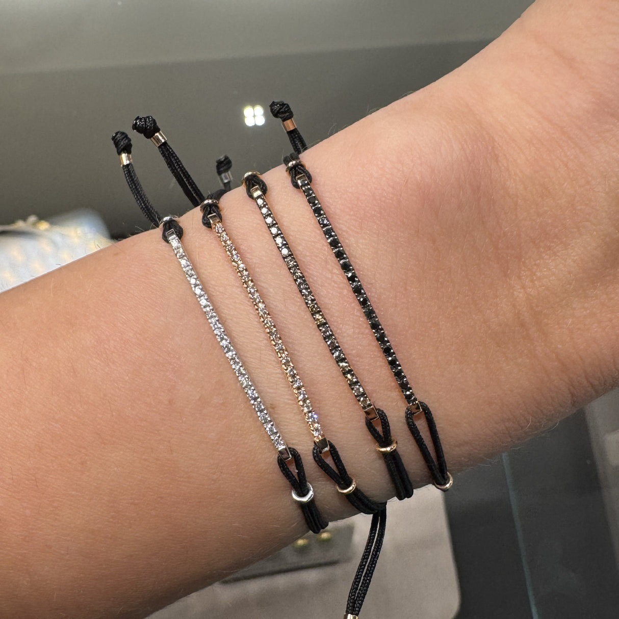 Bracciale Barretta Diamanti Neri misura piccola in Oro Rosa cordino nautico