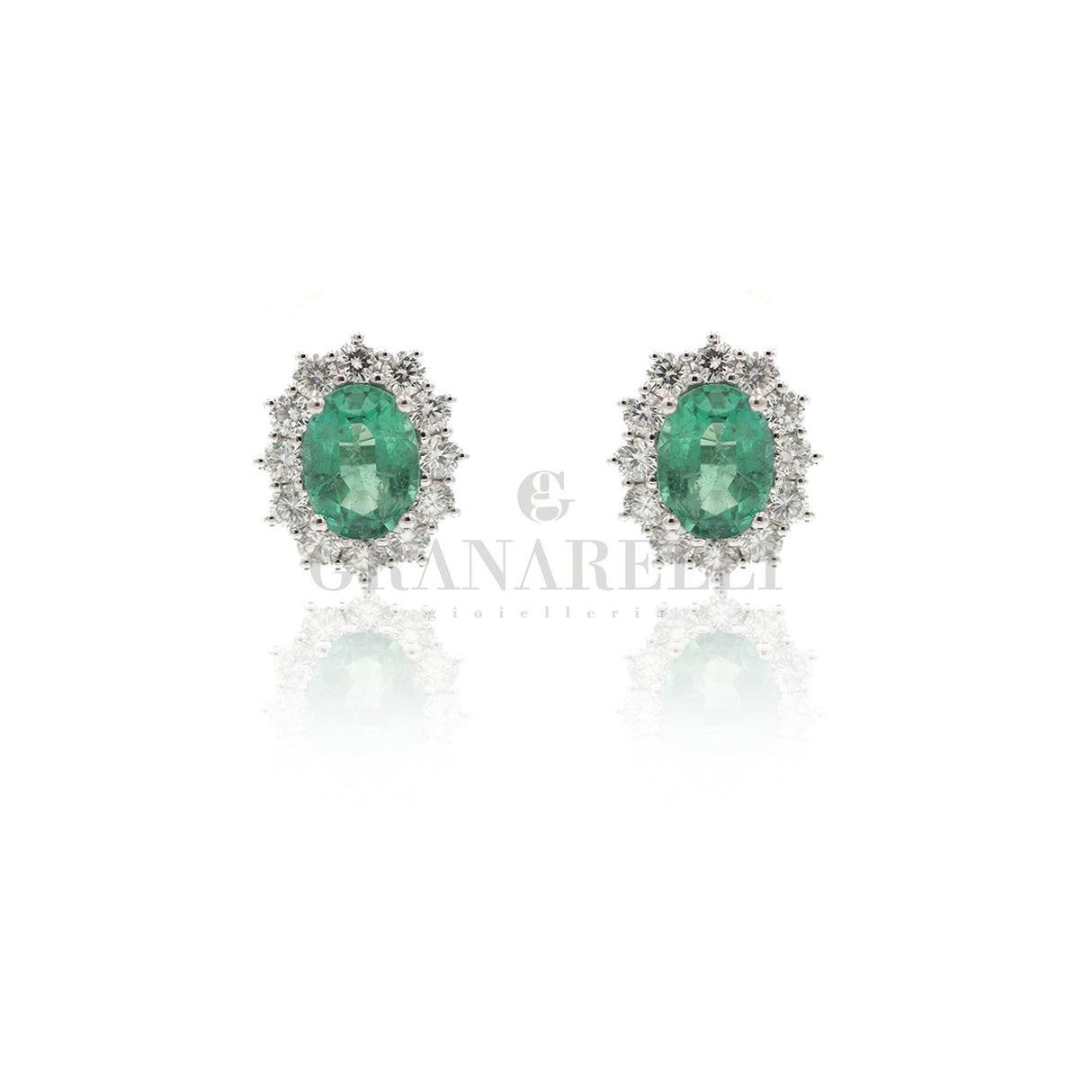 Orecchini Smeraldo Ovale 0.95kt e Diamanti