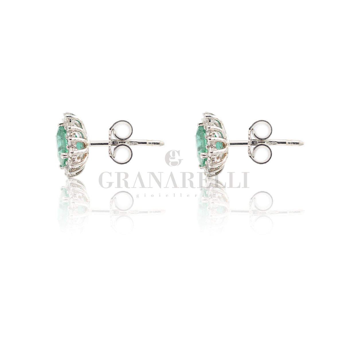 Orecchini Smeraldo Ovale 0.95kt e Diamanti