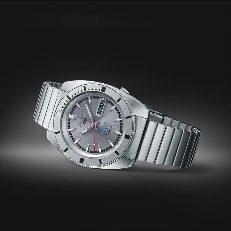 5 Sports Automatico Acciaio Grigio Edizione Limitata-Orologi-SEIKO-Gioielleria Granarelli