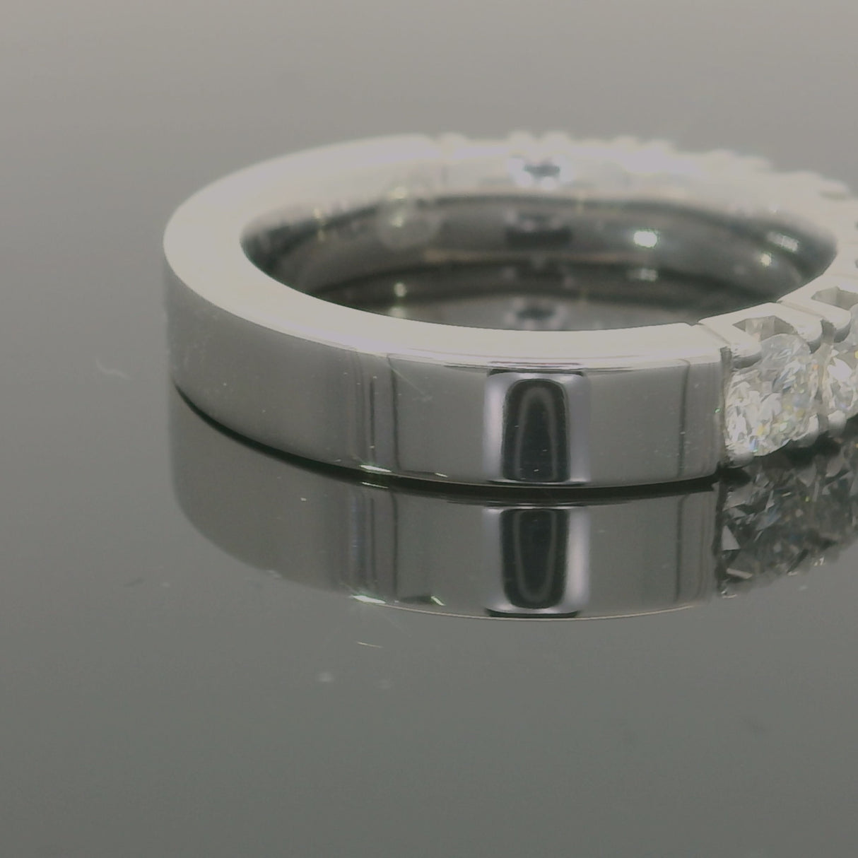 Sapphire Rod Ring